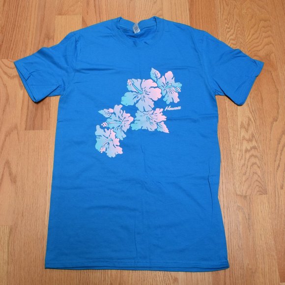 2 for $12:  NWOT Set of Hawaii-Themed Cotton T-Shirts in Size S - Picture 10 of 15